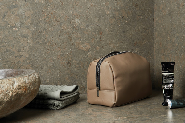 VINGA Bermond RCS recycled PU toiletry bag - Brown