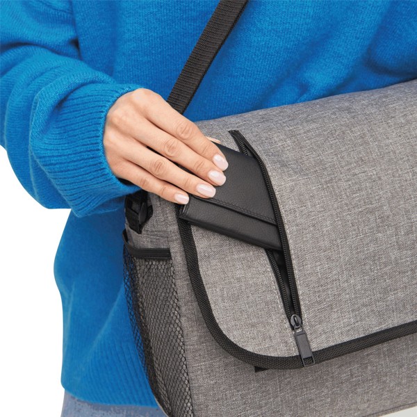 Umschlagtasche Donegal Doc