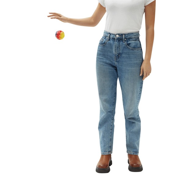 Jump-Ball Super Bouncing