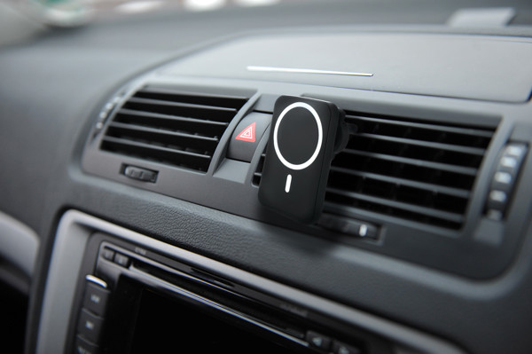 Autós Mobiltartó Töltő Chargeway