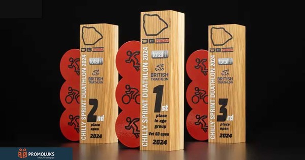 Trophies & Plakets - custom made