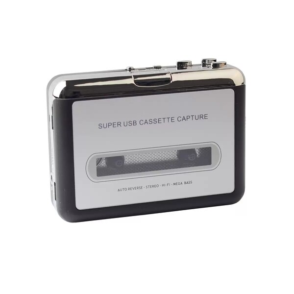 Cassette player with USB-to-MP3 converter