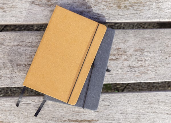 A5 hardcover notesbog GRS genanvendt læder, grå -