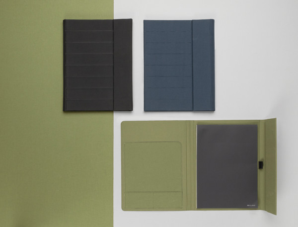 Impact Aware™ A4 portfolio with magnetic closure - Green