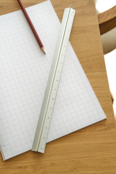 Aluminium 30 cm triangle-shaped ruler Tavi