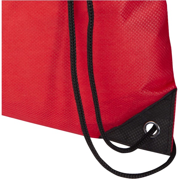 Borsa con coulisse in tessuto non tessuto riciclato certificato GRS Evergreen - 5L - Rosso