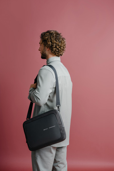 XD Design 16" Laptop Tasche