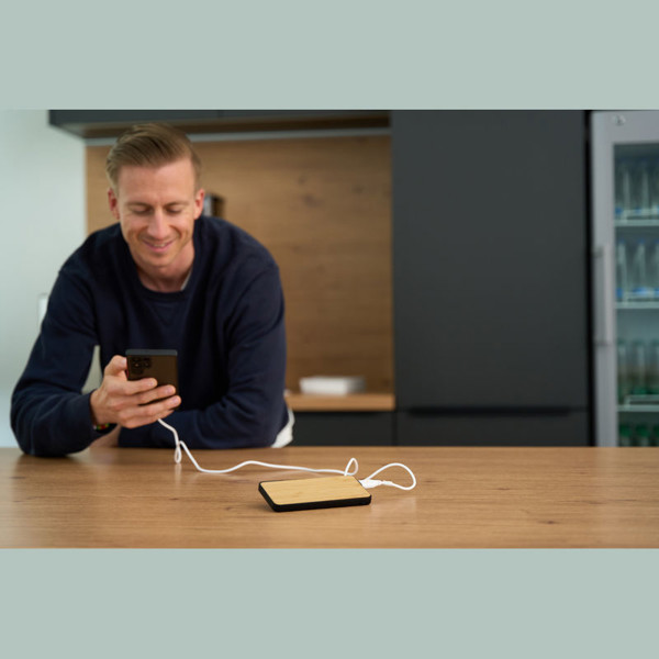 Wireless Charger and Powerbank Milan 8,000 mAh