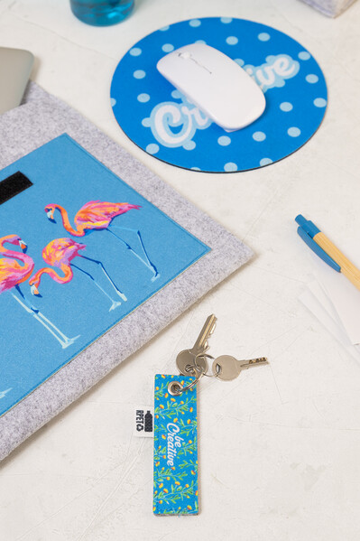 Custom Keyring CreaFelt Key A