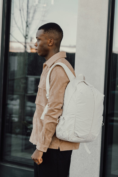 Batoh Urban KENTO z RCS recykl. nylonu s předním zipem - Béžová