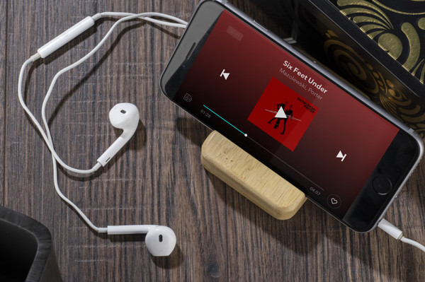 Bamboo phone holder TILE