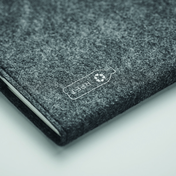 Carnet A5 en feutre RPET Feltbook