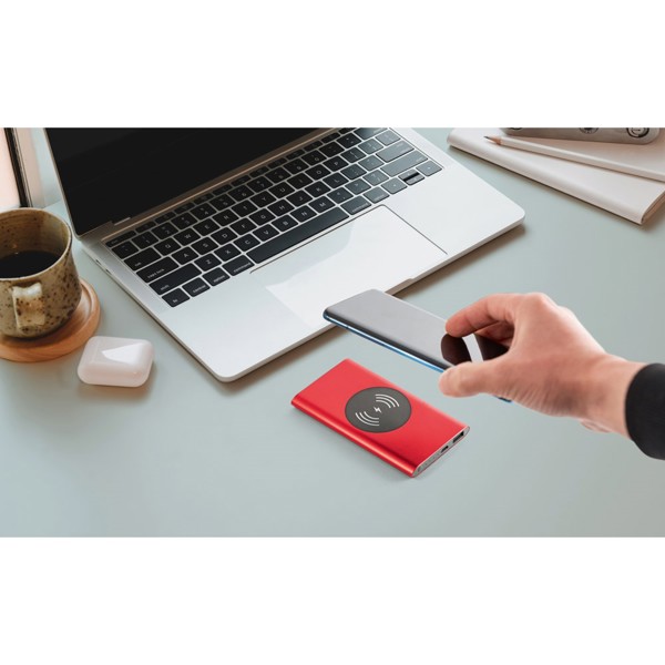 CASSINI. Power bank 4.000 mAh with 5W wireless charger in recycled aluminium (100% rAL) - Dark Grey