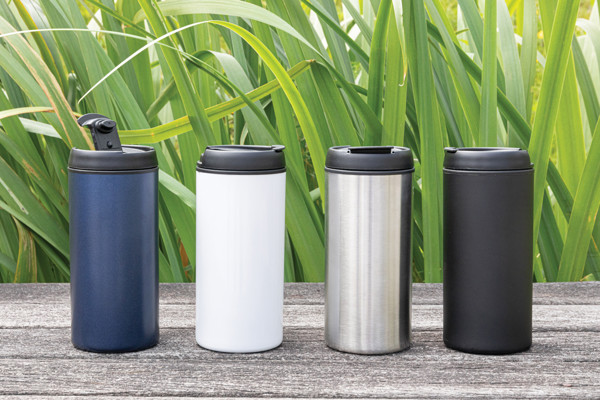 Mug Metro en acier inoxydable recyclé RCS - Bleu