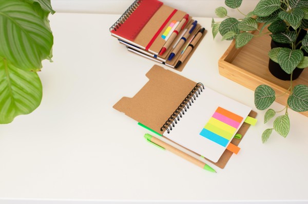 Muistikirja Angela - Musta