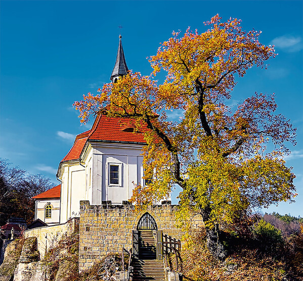 Nástěnný kalendář Putování po Česku 12 × 48 cm