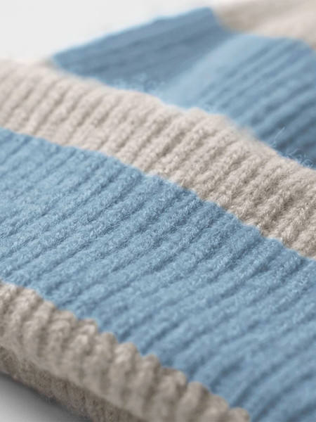 Colour Block Beanie - True Pink / Classic Red