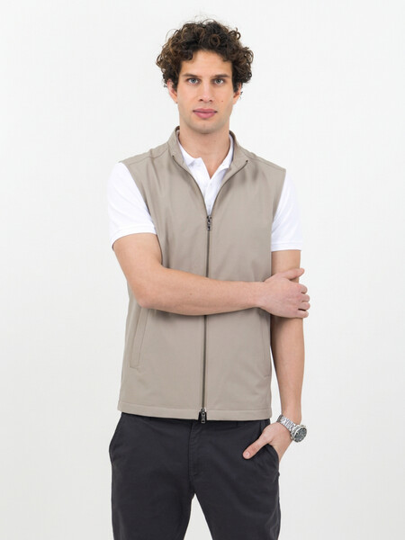 Modern Vest Walnut S