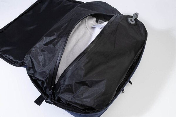 Rpet Carry-On Compression Backpack VacuFly - Dark Blue