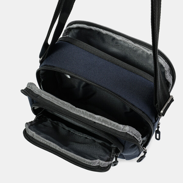 RELAX M | Crossover vertical M + RFID - Hedgren - Peacot Blue
