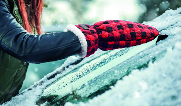 Quilted ice scraper glove Icehand