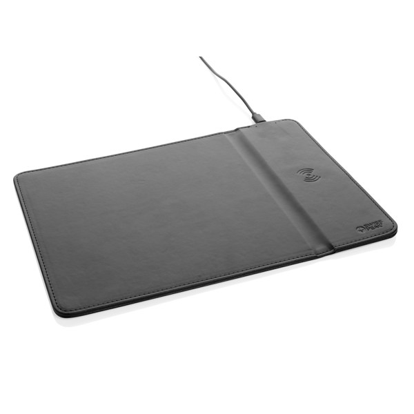 Swiss Peak RCS recycled PU 10W wireless charging mousepad