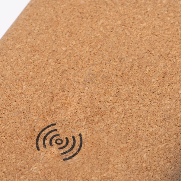 Personalised power bank in cork and wheat fibre 10,000 mAh with 15W wireless charging