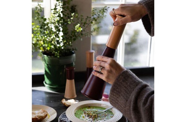 Sagaform Gurken Salt or Pepper Grinder Large, 32cm - Dark Red