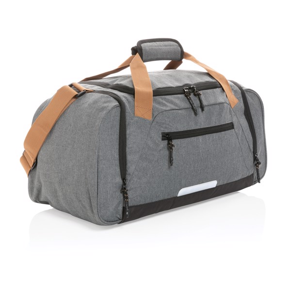 Vikend torba Impact AWARE, 55×26×25 cm, rPET - Siva