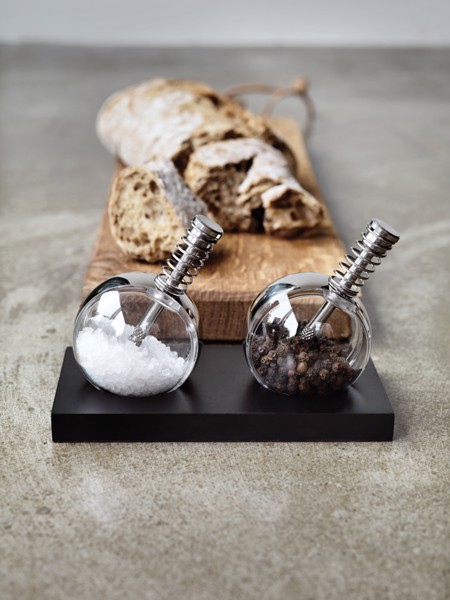 Planet pepper & salt set
