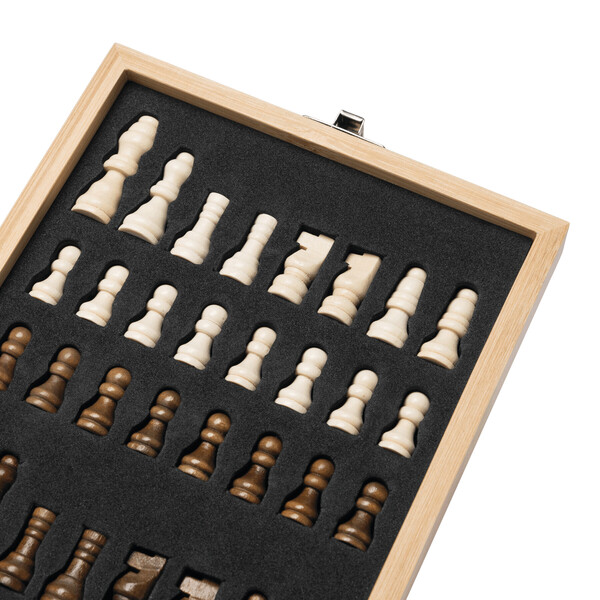 Wine set with chess game BAMBOO CHESS