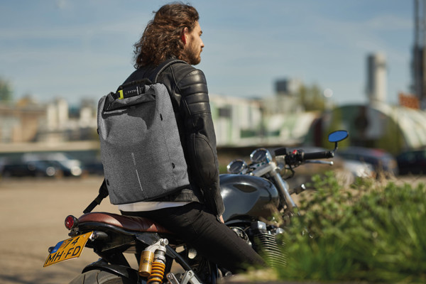 Xd Design backpack, anti-theft, cut-proof, 15.6”