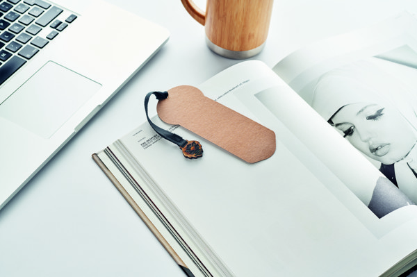 Marcador de páginas pinheiro Growbookmark™