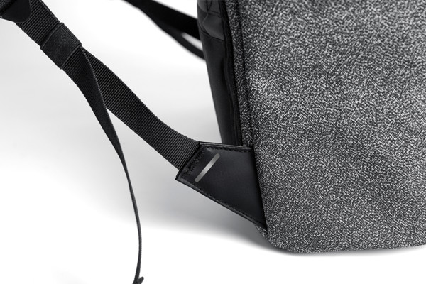 Xd Design backpack, anti-theft, cut-proof, 15.6”