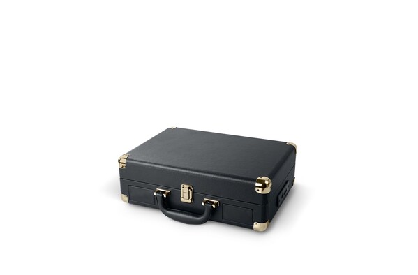 Muse MT-103 Turntable with Built-in Bluetooth Speakers