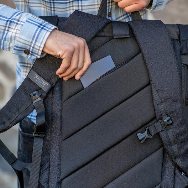 Coloma Backpack - Čierna