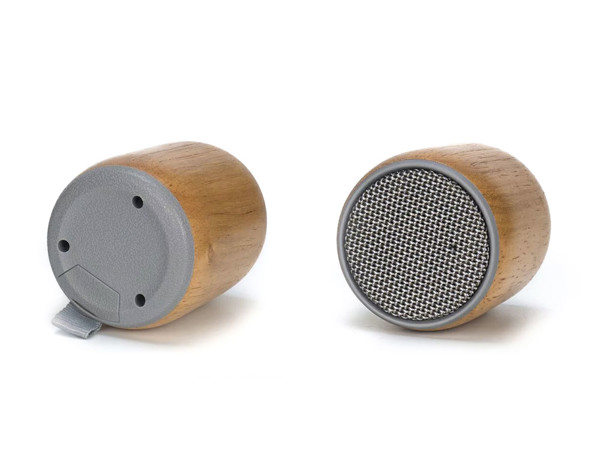 Bamboo bluetooth speaker