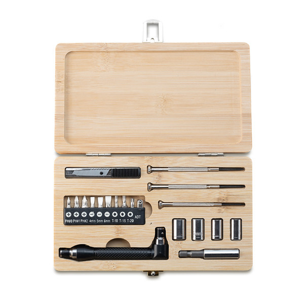 Pattaya tool set in a bamboo box