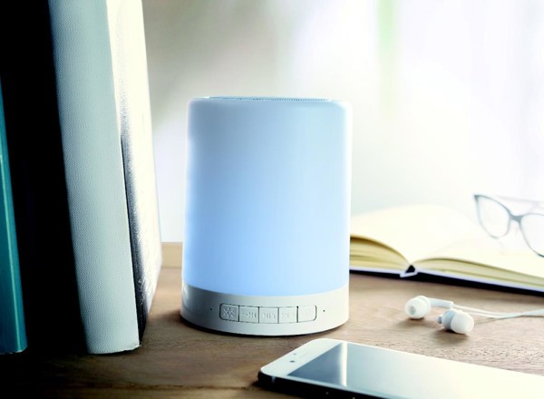Tatchi wireless speaker 3W, 2000 mAh