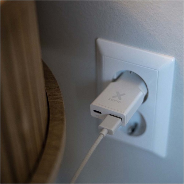 Xtorm XG2SL025 Go2 SlimLine 25W Ladegerät