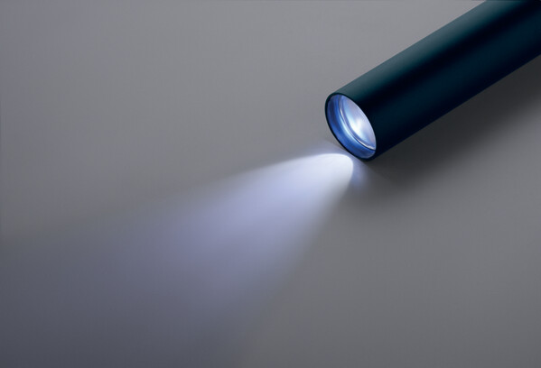 Lampe torche en aluminium Lume - Bleu Marine