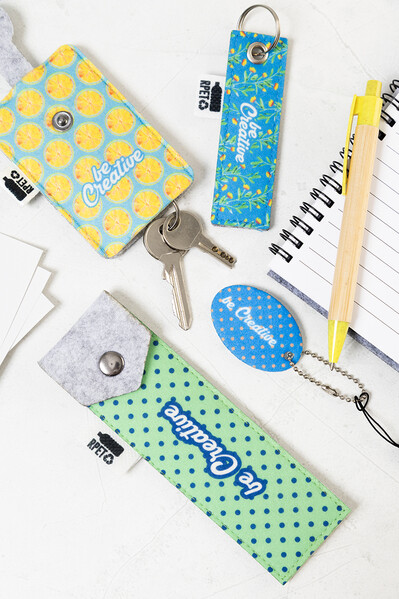 Custom Keyring CreaFelt Key A