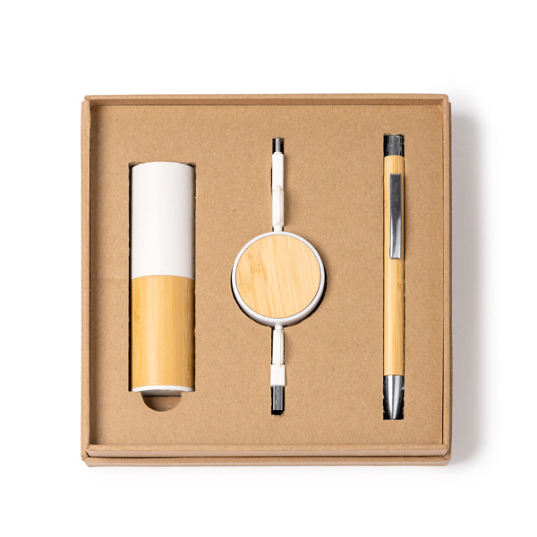 Personalised eco tech gift set in bamboo and recycled ABS with 4500 mAh power bank, extendable cable and pen