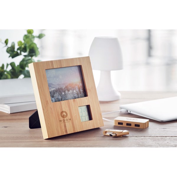 MB - Photo frame with weather statio Zenframe