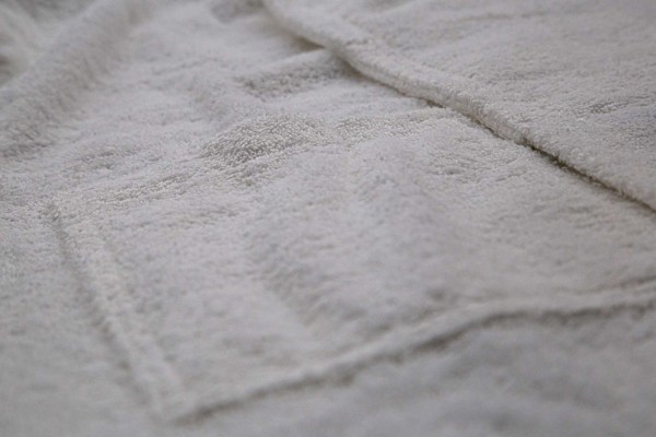 Olima Terry Bathrobe - White / M/L