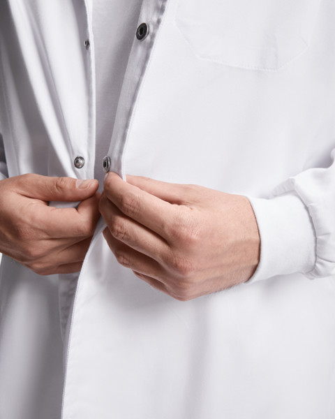 Bata Com Punhos De Pressão À Frente Mederi - BRANCO / M