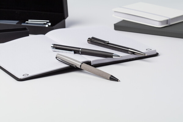 Pen Set Braids