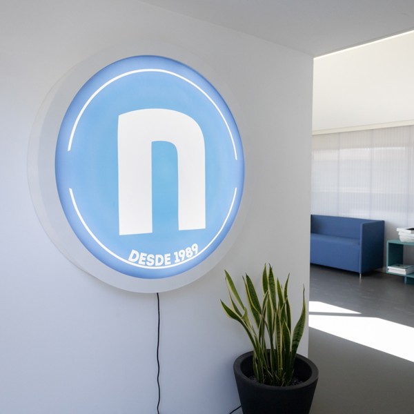 Light Box 100X100cm Customizable