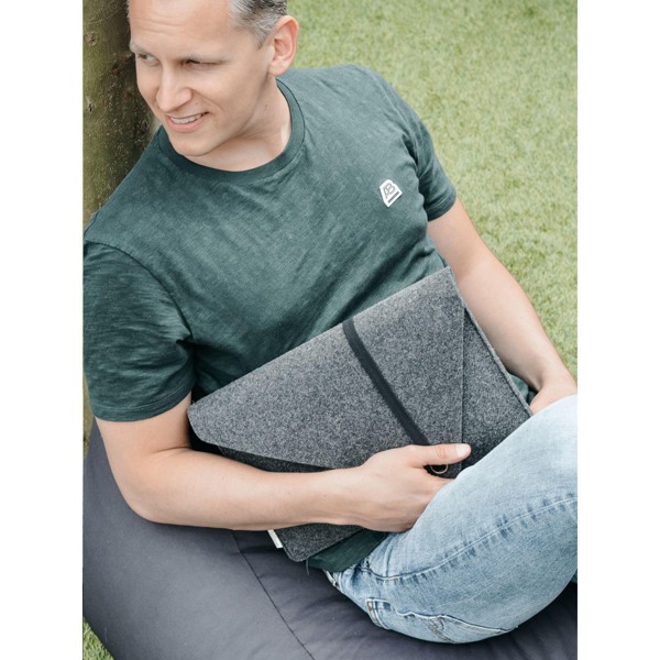 Recycled Felt Laptop Sleeve 15/16" - Black
