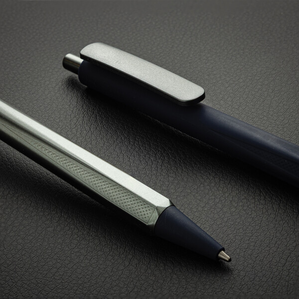 Stylo à trois faces EDGE RCS - Bleu Marine